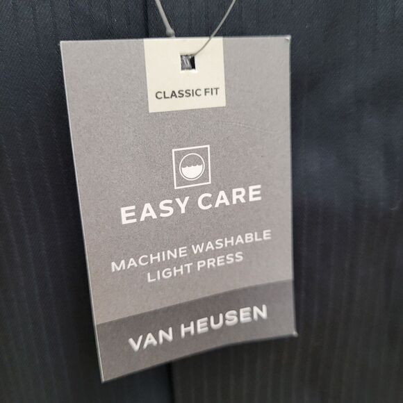 Van Heusen button down - Picture 6 of 7